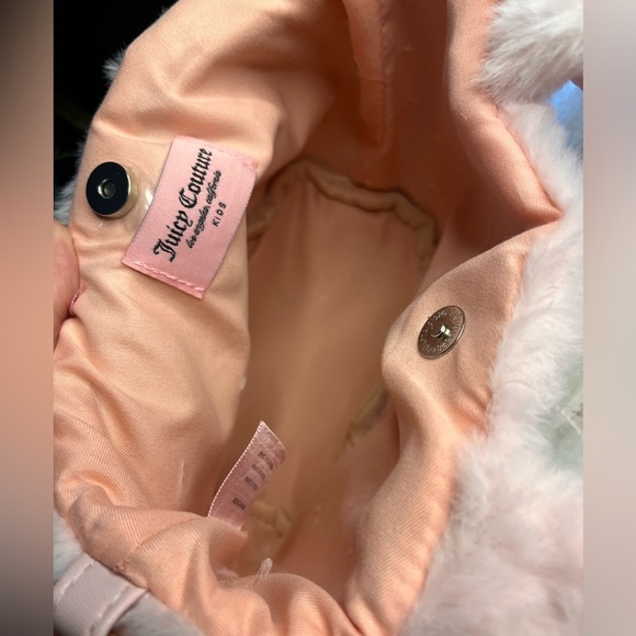 Juicy Couture Dusty Blush Pink Faux Fur Mini Tote Crossbody Bag NWT - Picture 5 of 6